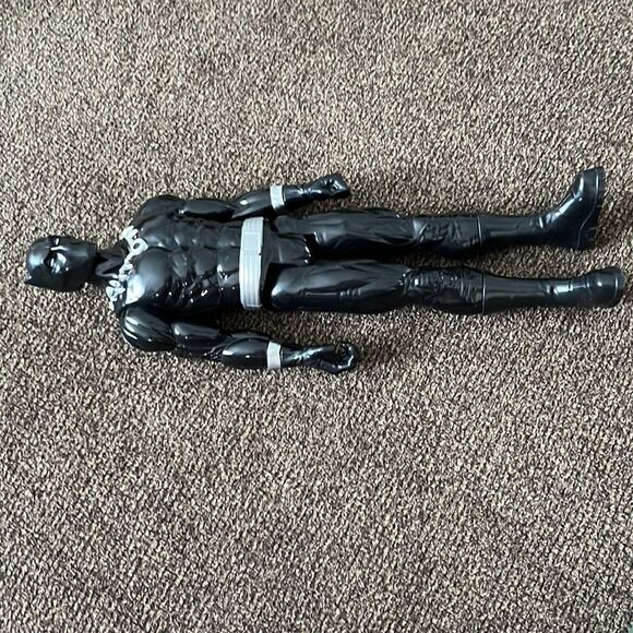 Black Panther Marvel Avengers 11.5” Black/Silver Figure Hasbro C-3632B 2017 - Picture 3 of 14